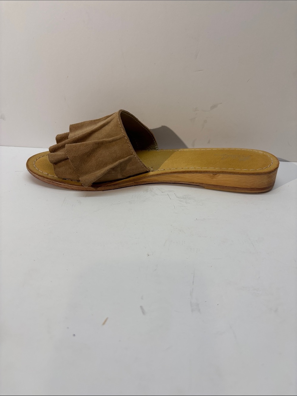 Rebels Woman’s Tan Ruffle Slide Mule side 8